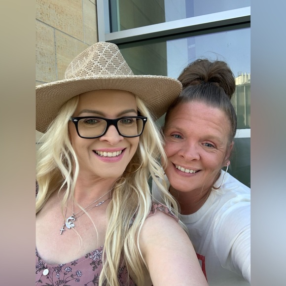 💜TcLuvsKc is LIVE!!!💜 😎 Free People, Zara and Madewell. Giveaways! 🔆 - Picture 3 of 3